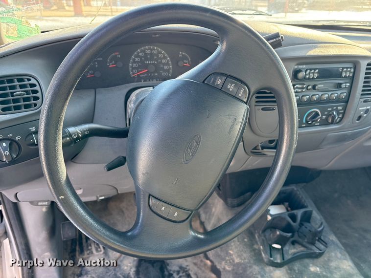 image for item ES8541 1998 Ford F150 Ext. Cab pickup truck