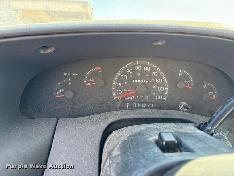 image for item ES8541 1998 Ford F150 Ext. Cab pickup truck