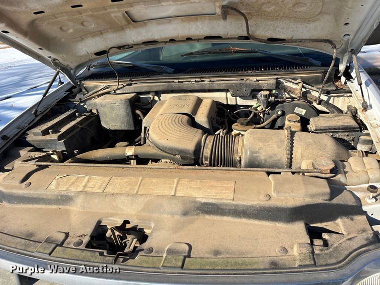 image for item ES8541 1998 Ford F150 Ext. Cab pickup truck