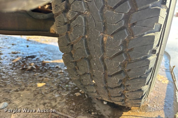 image for item ES8541 1998 Ford F150 Ext. Cab pickup truck