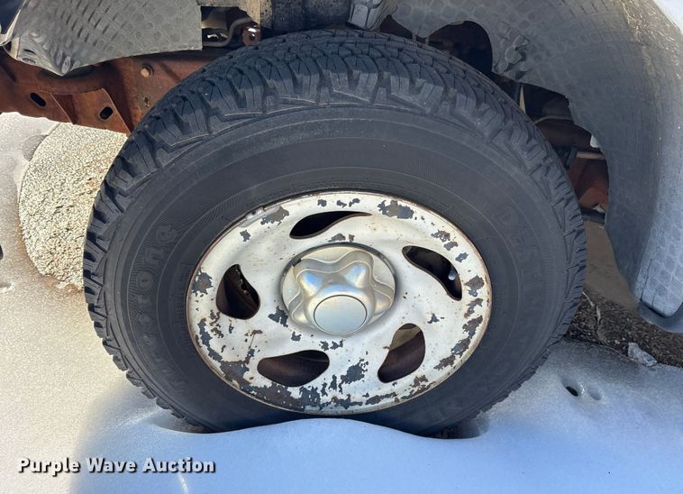 image for item ES8541 1998 Ford F150 Ext. Cab pickup truck