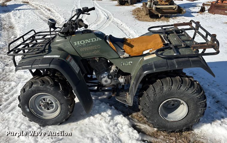 image for item ES8542 1999 Honda TRX300 ATV