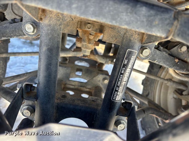 image for item ES8542 1999 Honda TRX300 ATV