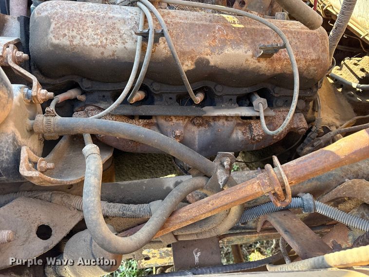 image for item ES8543 1981 International 1724 dump truck