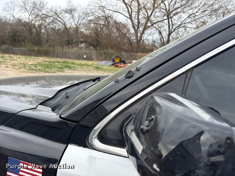 image for item ES8573 2020 Chevrolet Tahoe Police SUV