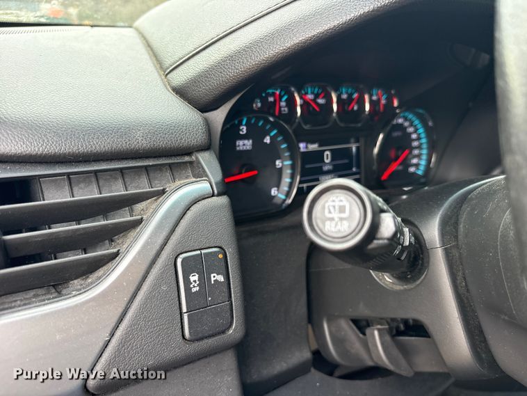 image for item ES8573 2020 Chevrolet Tahoe Police SUV