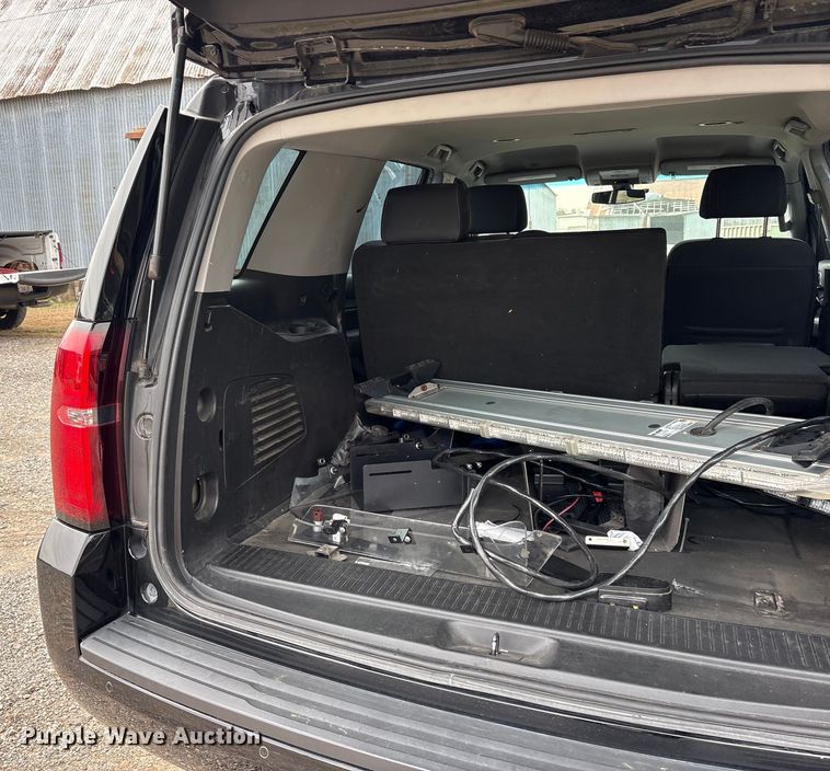 image for item ES8573 2020 Chevrolet Tahoe Police SUV