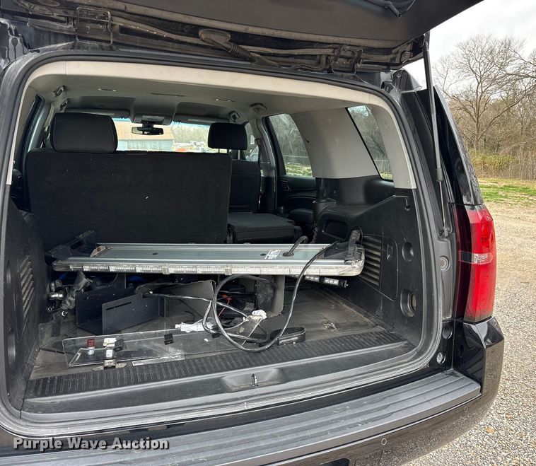 image for item ES8573 2020 Chevrolet Tahoe Police SUV