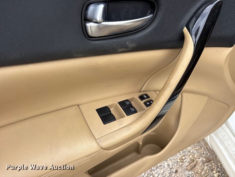 image for item ES8574 2009 Nissan Maxima 