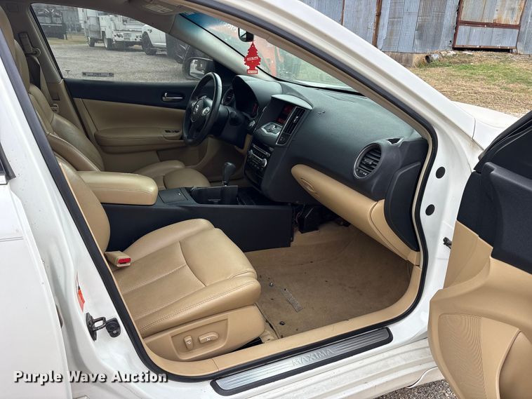 image for item ES8574 2009 Nissan Maxima 