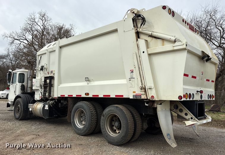 image for item ES8576 2015 Autocar Xpeditor refuse truck