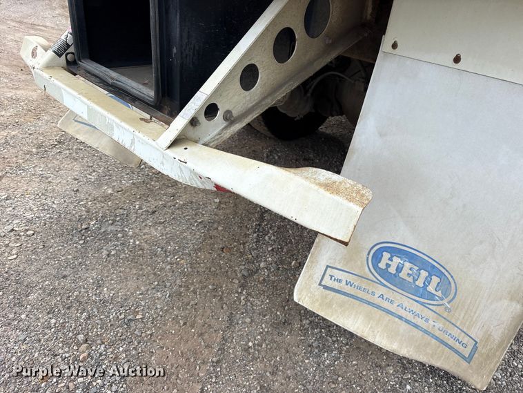 image for item ES8576 2015 Autocar Xpeditor refuse truck