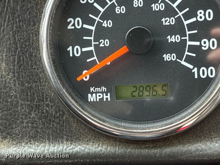 image for item ES8576 2015 Autocar Xpeditor refuse truck