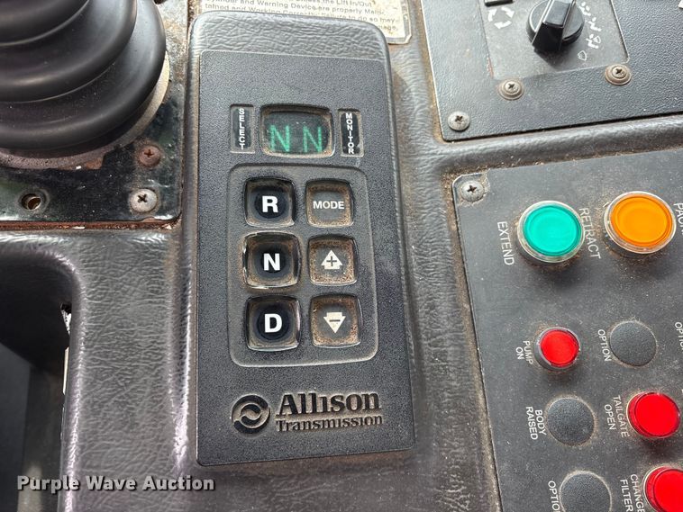 image for item ES8576 2015 Autocar Xpeditor refuse truck