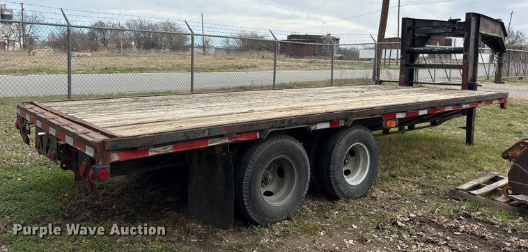 image for item ES8577 1997 Brown flatbed trailer