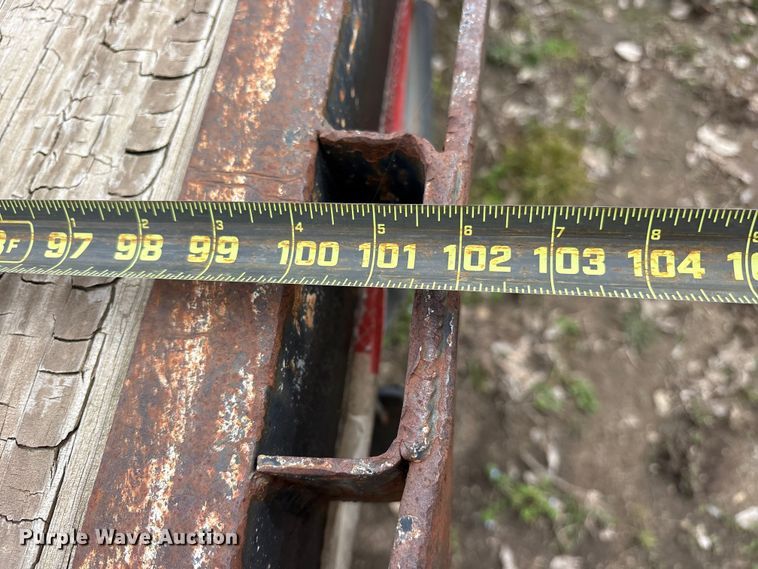 image for item ES8577 1997 Brown flatbed trailer