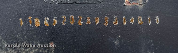 image for item ES8577 1997 Brown flatbed trailer