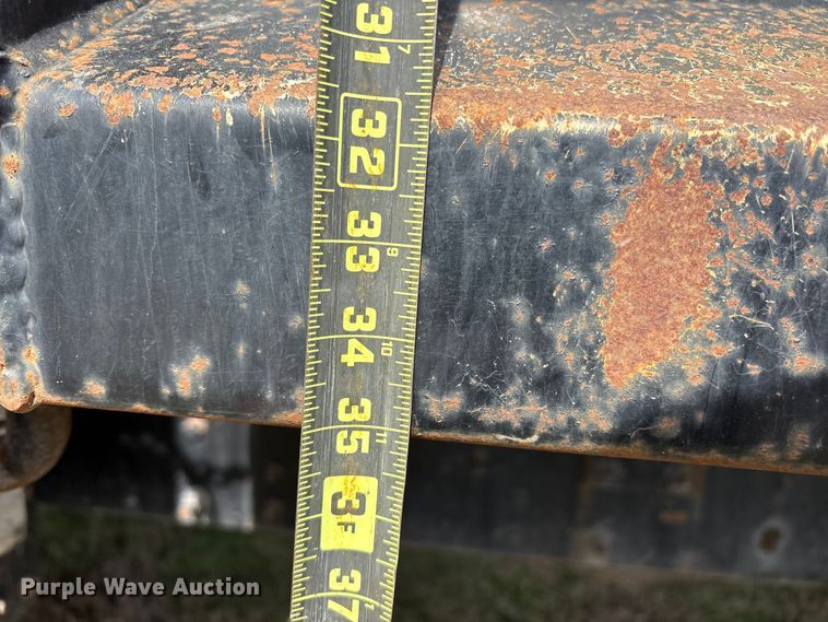 image for item ES8578 2006 Ford F750 Super Duty dump truck