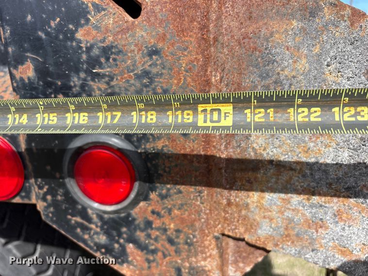 image for item ES8578 2006 Ford F750 Super Duty dump truck