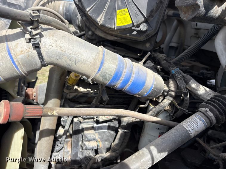 image for item ES8578 2006 Ford F750 Super Duty dump truck