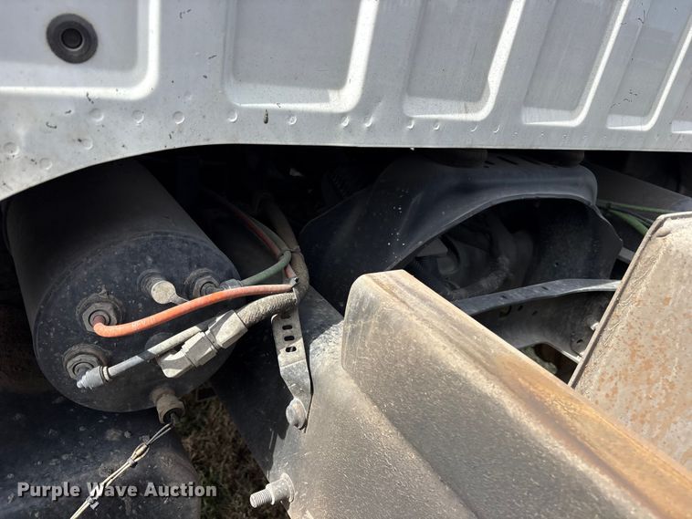 image for item ES8580 2009 Ford F750 Super Duty dump truck