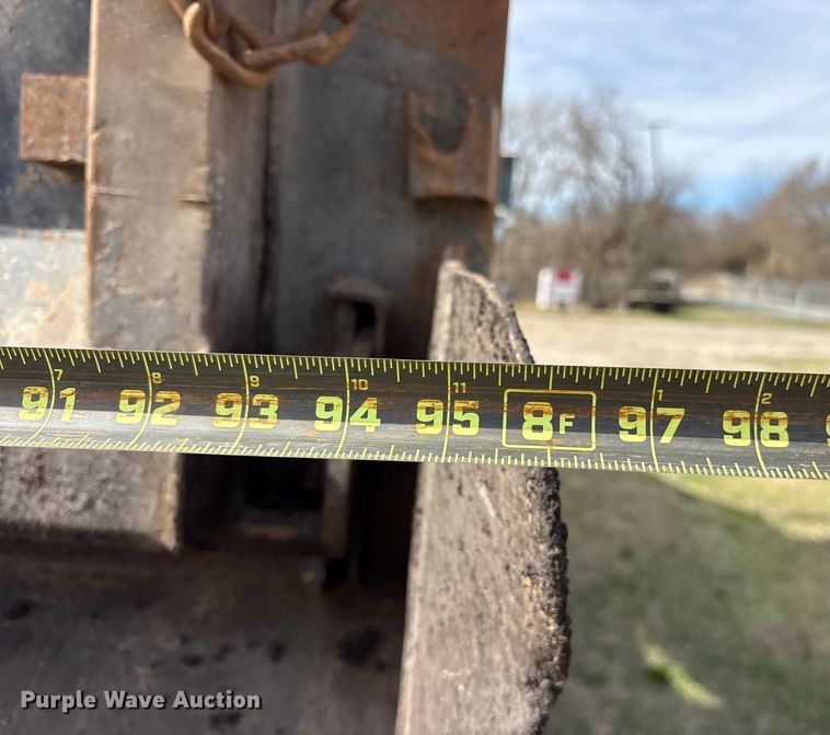 image for item ES8580 2009 Ford F750 Super Duty dump truck