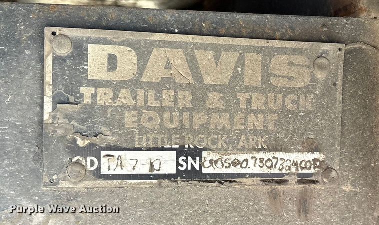 image for item ES8580 2009 Ford F750 Super Duty dump truck