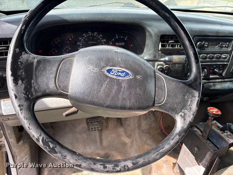 image for item ES8580 2009 Ford F750 Super Duty dump truck