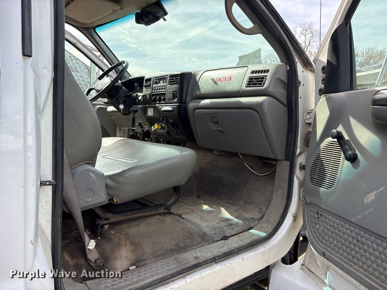 image for item ES8580 2009 Ford F750 Super Duty dump truck