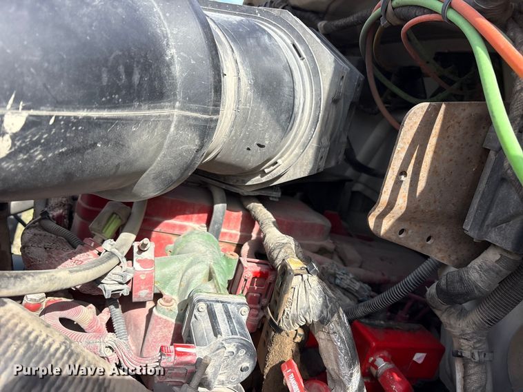 image for item ES8580 2009 Ford F750 Super Duty dump truck