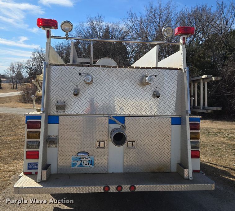 image for item ET1279 2002 International MA035 pumper fire truck