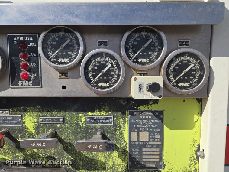 image for item ET1279 2002 International MA035 pumper fire truck