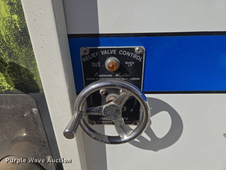 image for item ET1279 2002 International MA035 pumper fire truck