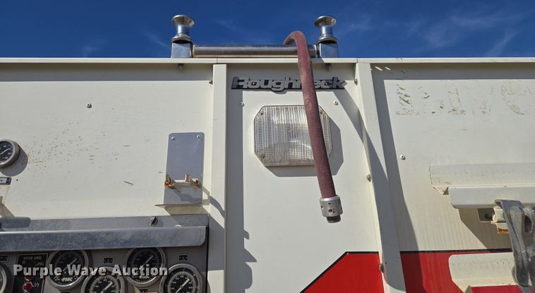 image for item ET1279 2002 International MA035 pumper fire truck