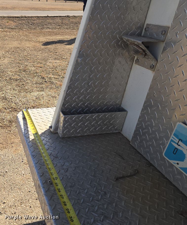 image for item ET1279 2002 International MA035 pumper fire truck