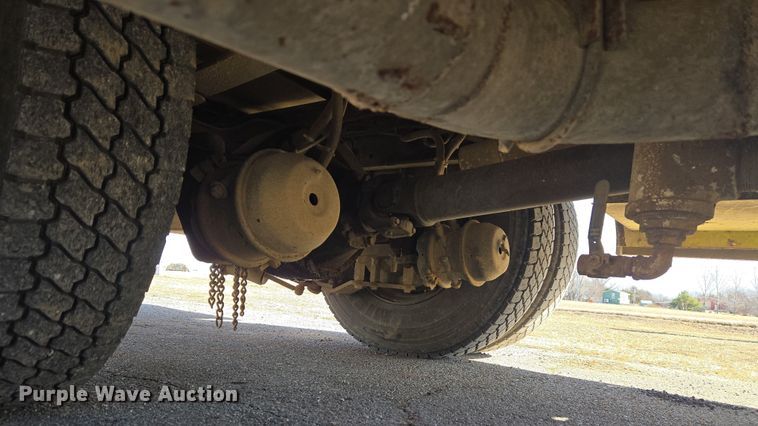 image for item ET1279 2002 International MA035 pumper fire truck