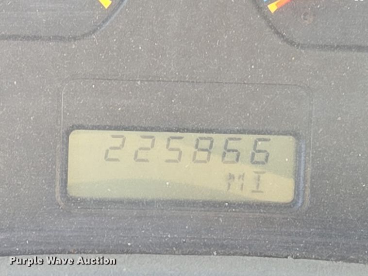 image for item ET1279 2002 International MA035 pumper fire truck