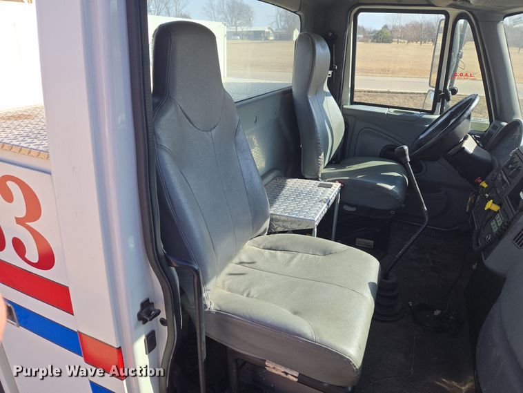 image for item ET1279 2002 International MA035 pumper fire truck