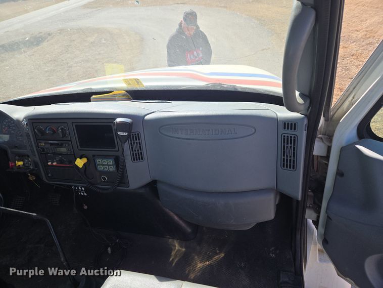 image for item ET1279 2002 International MA035 pumper fire truck