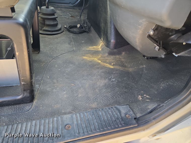 image for item ET1279 2002 International MA035 pumper fire truck