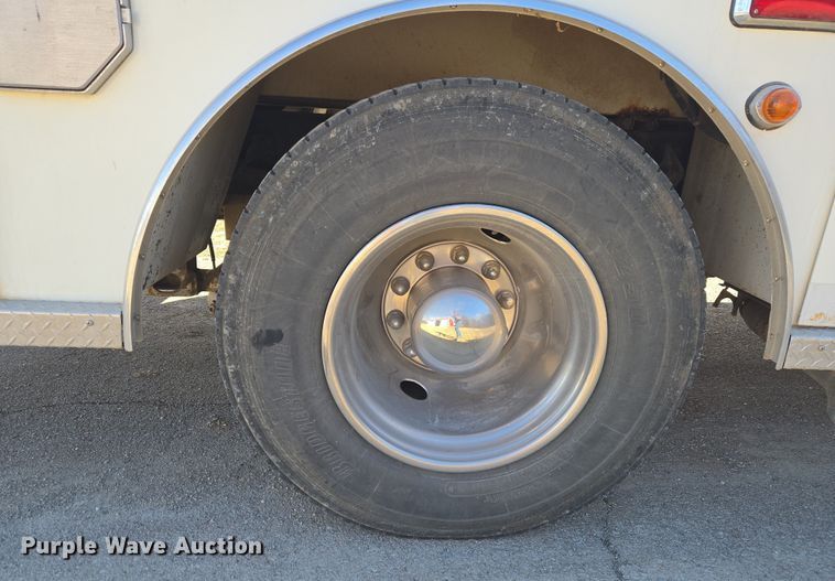 image for item ET1279 2002 International MA035 pumper fire truck