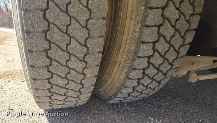 image for item ET1279 2002 International MA035 pumper fire truck