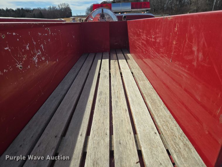 image for item ET1280 1978 GMC 6500 fire truck