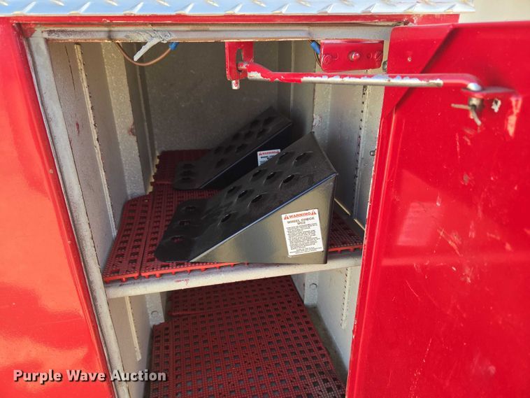 image for item ET1280 1978 GMC 6500 fire truck