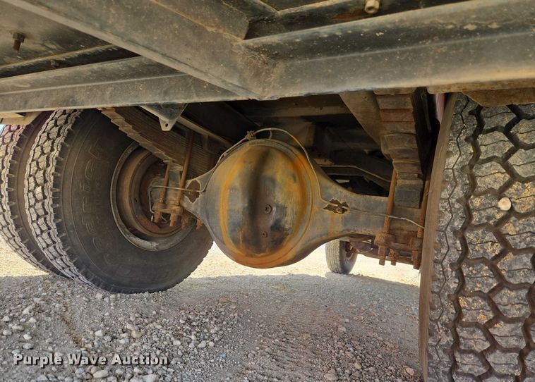 image for item ET1280 1978 GMC 6500 fire truck