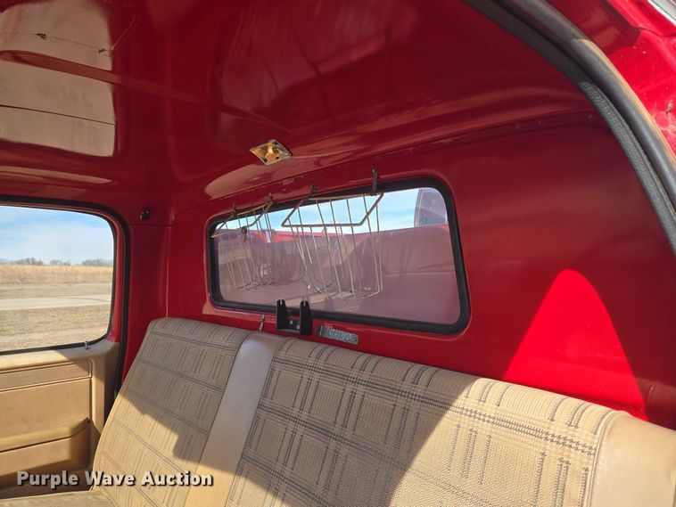 image for item ET1280 1978 GMC 6500 fire truck