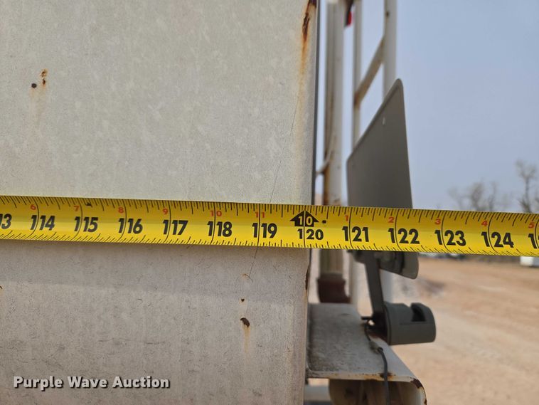 image for item ET1289 1995 Freightliner FL70 water truck