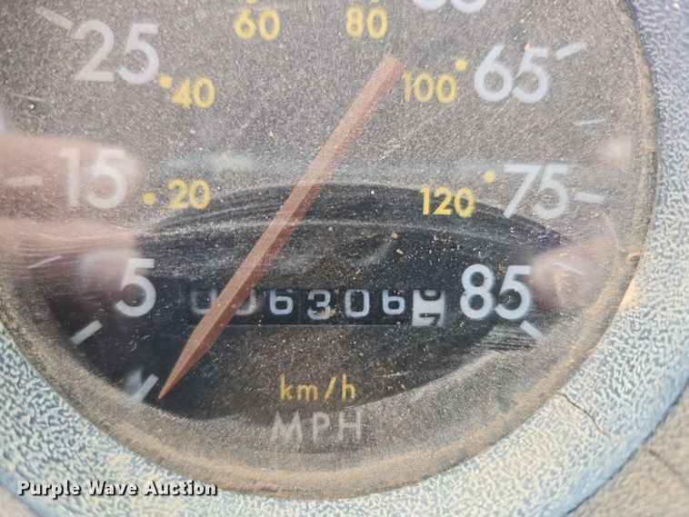 image for item ET1289 1995 Freightliner FL70 water truck