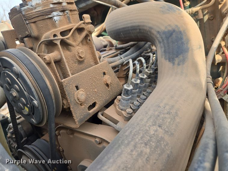 image for item ET1289 1995 Freightliner FL70 water truck