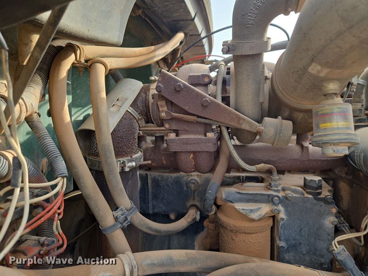 image for item ET1289 1995 Freightliner FL70 water truck